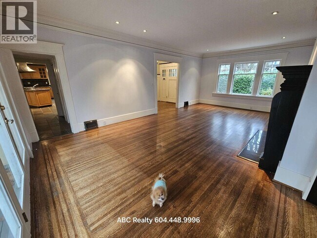 4XXX Beverly Crescent in Vancouver, BC - Building Photo - Building Photo