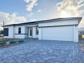 2 Dogwood Dr in Ocala, FL - Building Photo