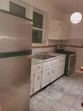 8819 S Harper Ave, Unit 2nd Floor in Chicago, IL - Building Photo - Building Photo