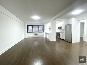 EAST 69 STREET in New York, NY - Building Photo - Building Photo