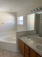 4861 Zion Dr in St. Cloud, FL - Building Photo - Building Photo