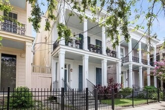 1711 Second St in New Orleans, LA - Foto de edificio - Building Photo