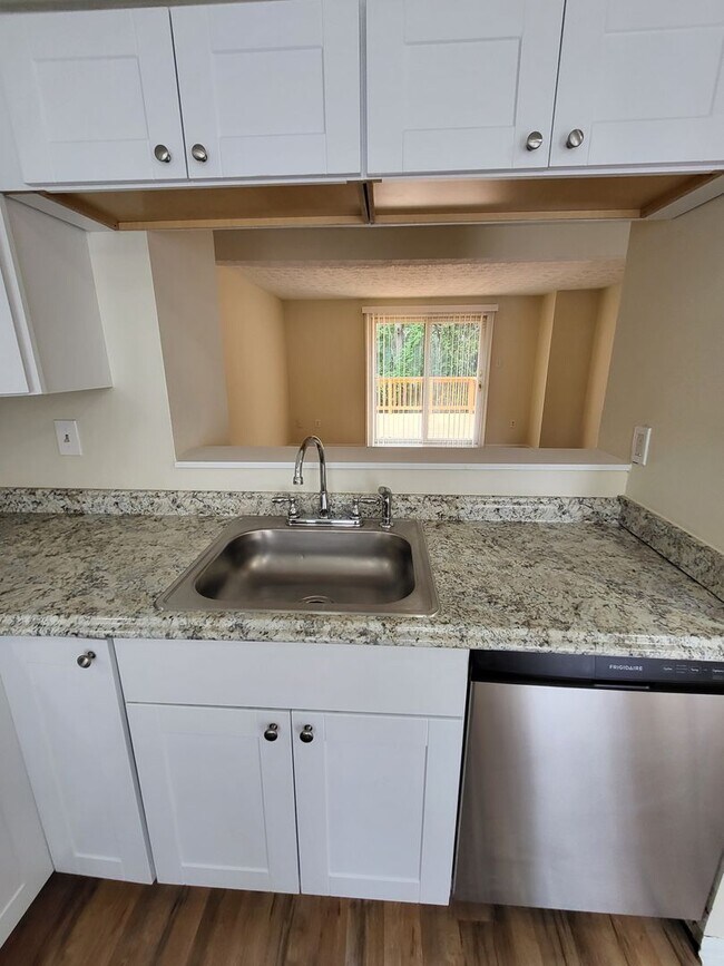 1324 E Spring Meadow Ct in Edgewood, MD - Building Photo - Building Photo
