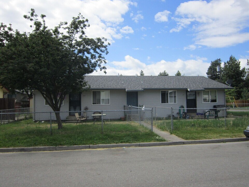 1208-1208 E Locust Ave in Coeur d'Alene, ID - Building Photo
