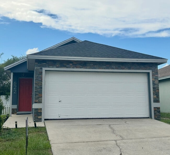 property at 622 Crystals Blvd