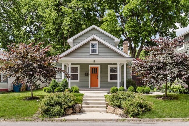 926 E 49th St in Indianapolis, IN - Building Photo - Building Photo
