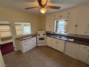 1481 Robinwood Ave in Lakewood, OH - Building Photo - Building Photo