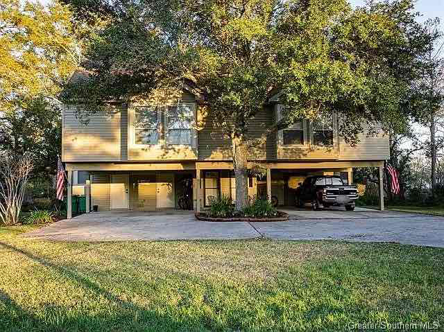 property at 48 Chamale Cove E