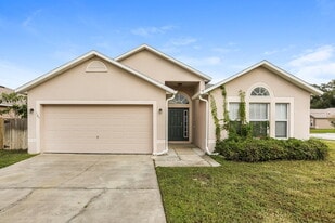 189 Cedar Ridge Ln in Sanford, FL - Building Photo