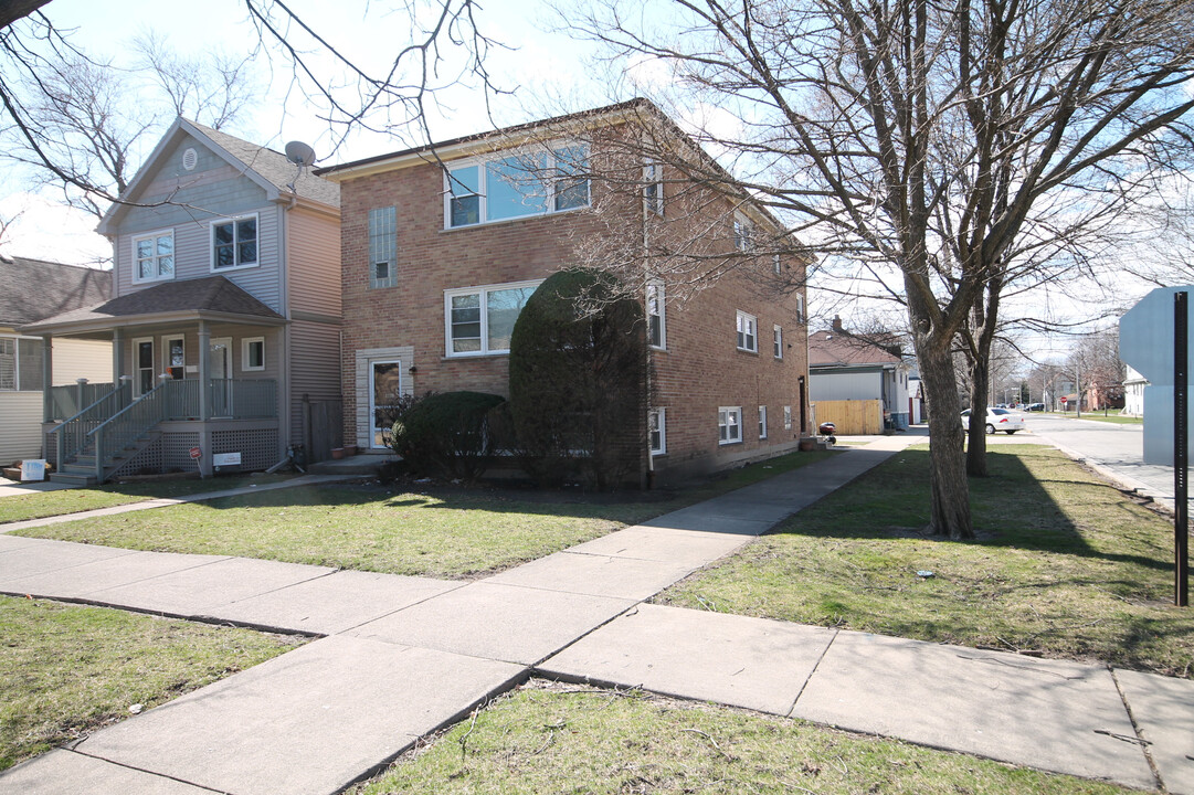 1119 Dunlop in Forest Park, IL - Foto de edificio