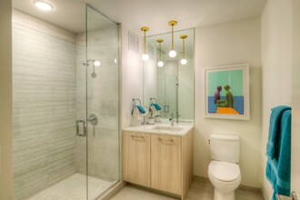 172 N Desplaines St in Chicago, IL - Building Photo - Building Photo