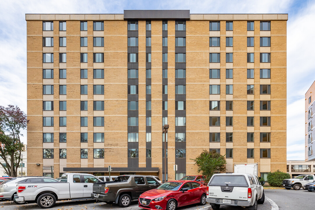 Americana Centre Condo in Rockville, MD - Building Photo