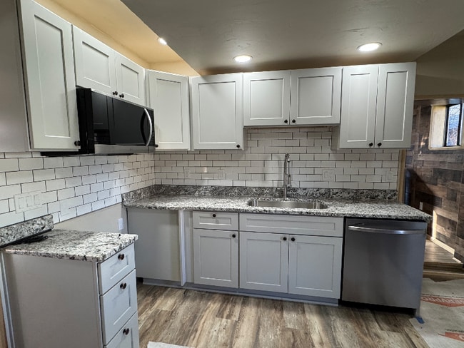 property at 174 Hermosa St