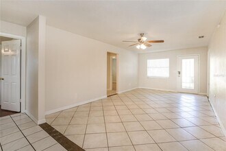 301 Farmbrook Rd in Port Orange, FL - Building Photo - Building Photo