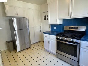 741 Haddon Pl in Oakland, CA - Building Photo - Building Photo