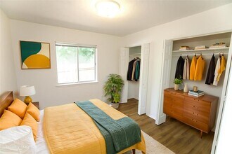 8002 Sonnet Ave in Austin, TX - Building Photo - Building Photo