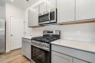 549 Torrey Pines Ln in Lebanon, TN - Building Photo