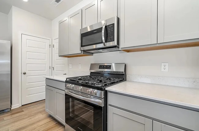 property at 549 Torrey Pines Ln