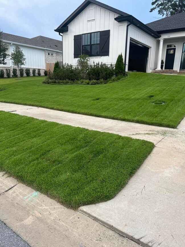 154 Caraway Dr in Niceville, FL - Building Photo - Building Photo