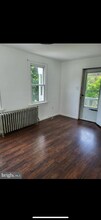 125 W Clayton Ave, Unit B in Clayton, NJ - Building Photo - Building Photo
