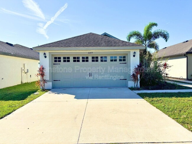 2277 Caspian Dr in Lakeland, FL - Building Photo - Building Photo