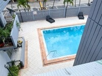 495 NW 72nd Ave photo'