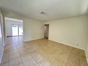 606 SW 5th Ave in Fort Lauderdale, FL - Building Photo - Building Photo