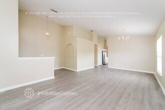 4610 Sandhurst St in Kissimmee, FL - Foto de edificio - Building Photo