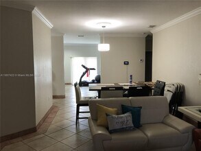 15624 SW 9th Terrace in Miami, FL - Building Photo - Building Photo