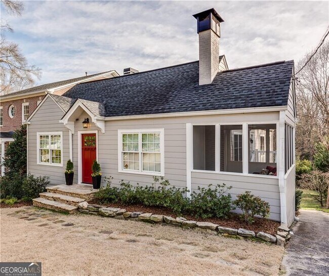 property at 311 Delmont Dr NE
