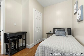 252 Warren St in Boston, MA - Foto de edificio - Building Photo