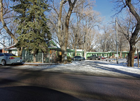 Navajo Apartments