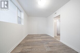 414 Jarvis St in Toronto, ON - Building Photo