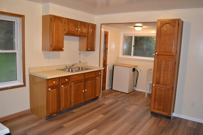 805 Pittsburgh St-Unit -1 in Lower Burrell, PA - Building Photo - Building Photo