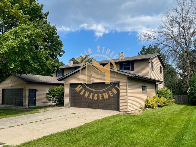 property at 2173 Packerland Dr
