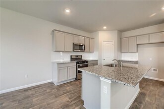 212 Strand Ln in Bastrop, TX - Building Photo - Building Photo