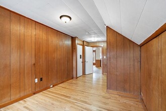 2 Sutherland St in Lowell, MA - Building Photo - Building Photo