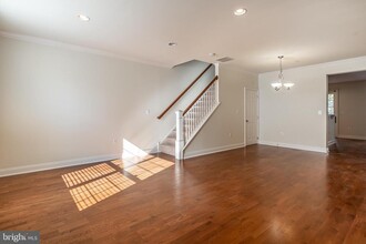 705 Captains Way in Philadelphia, PA - Building Photo - Building Photo