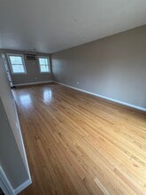 41 Beatrice St in Danville, NH - Building Photo - Building Photo