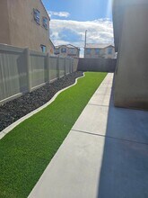 27216 Ukulele Cir in Menifee, CA - Building Photo - Building Photo