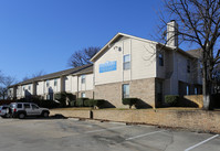 Sycamore Square in Denton, TX - Foto de edificio - Building Photo