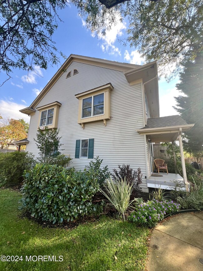 property at 218 Howe St