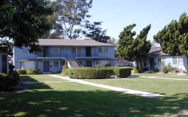 6191 Indiana St in Buena Park, CA - Foto de edificio - Building Photo