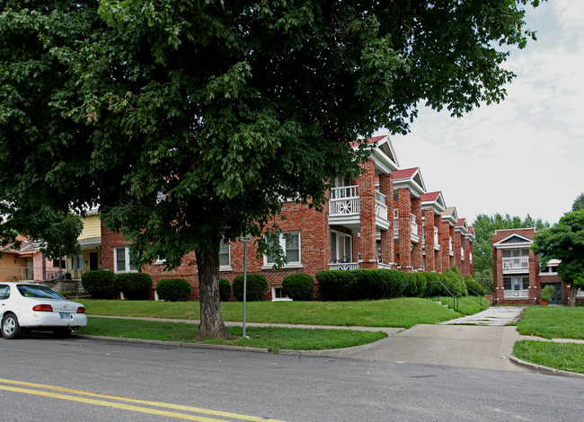 2614 Amie Ct in Kansas City, MO - Foto de edificio - Building Photo