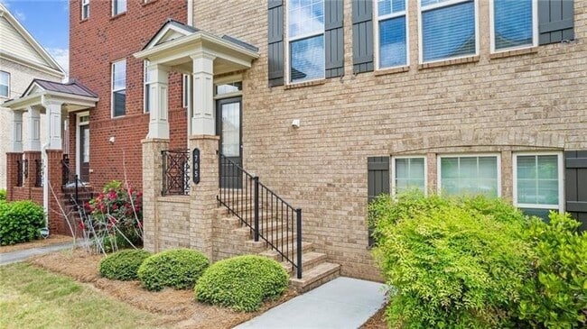 705 Ayala Pl in Alpharetta, GA - Foto de edificio - Building Photo