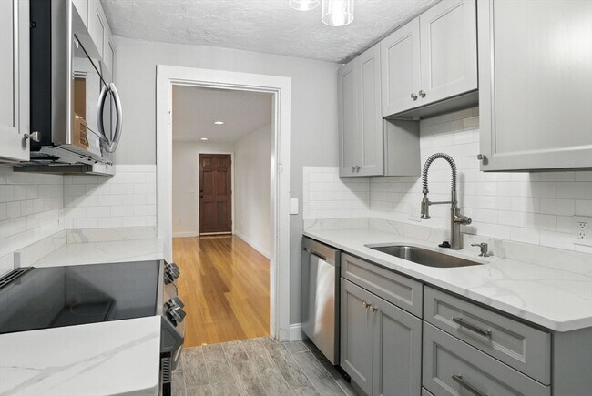 property at 62 Lincoln Ave