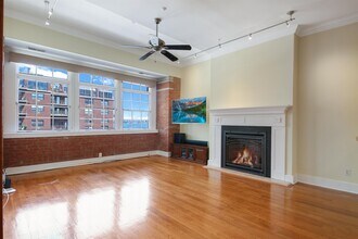 174 Washington St in Jersey City, NJ - Building Photo - Building Photo