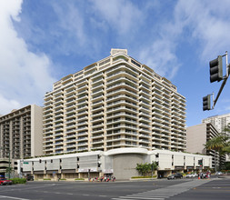 The Wailana at Waikiki in Honolulu, HI - Building Photo - Building Photo