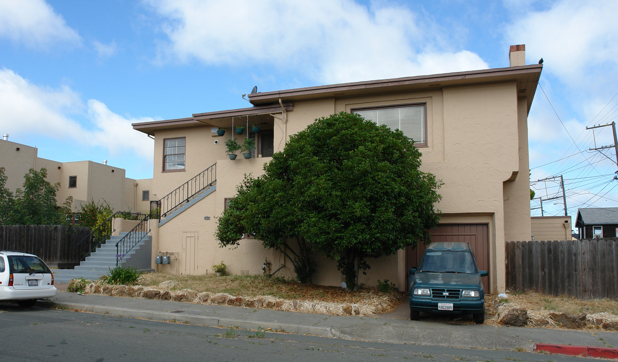 1407 Eldorado St in Vallejo, CA - Building Photo