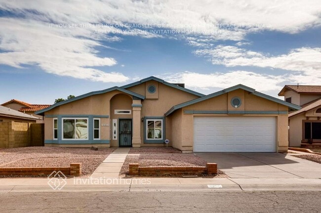 property at 4057 W Cielo Grande